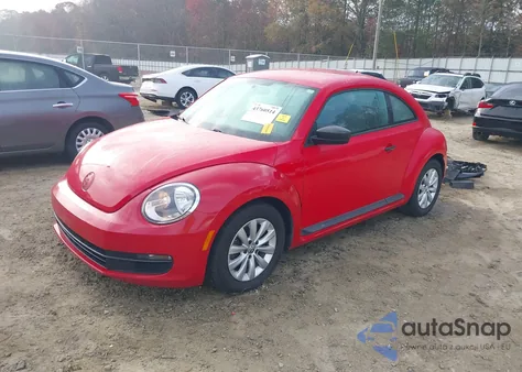 2014 Volkswagen Beetle 2.5L Entry from USA, damaged, VIN 3VWFP7AT8EM627537